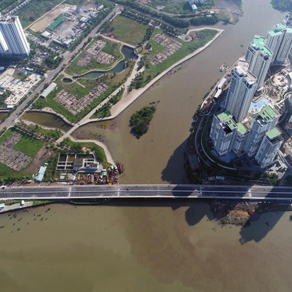 Điểm đầu của cầu tiếp nối đường ven sông Sài Gòn trong khu dân cư 30 ha phường Bình Khánh. Điểm cuối tiếp nối đường ven sông Sài Gòn phía phường Thạnh Mỹ Lợi - Khang Điền HCM