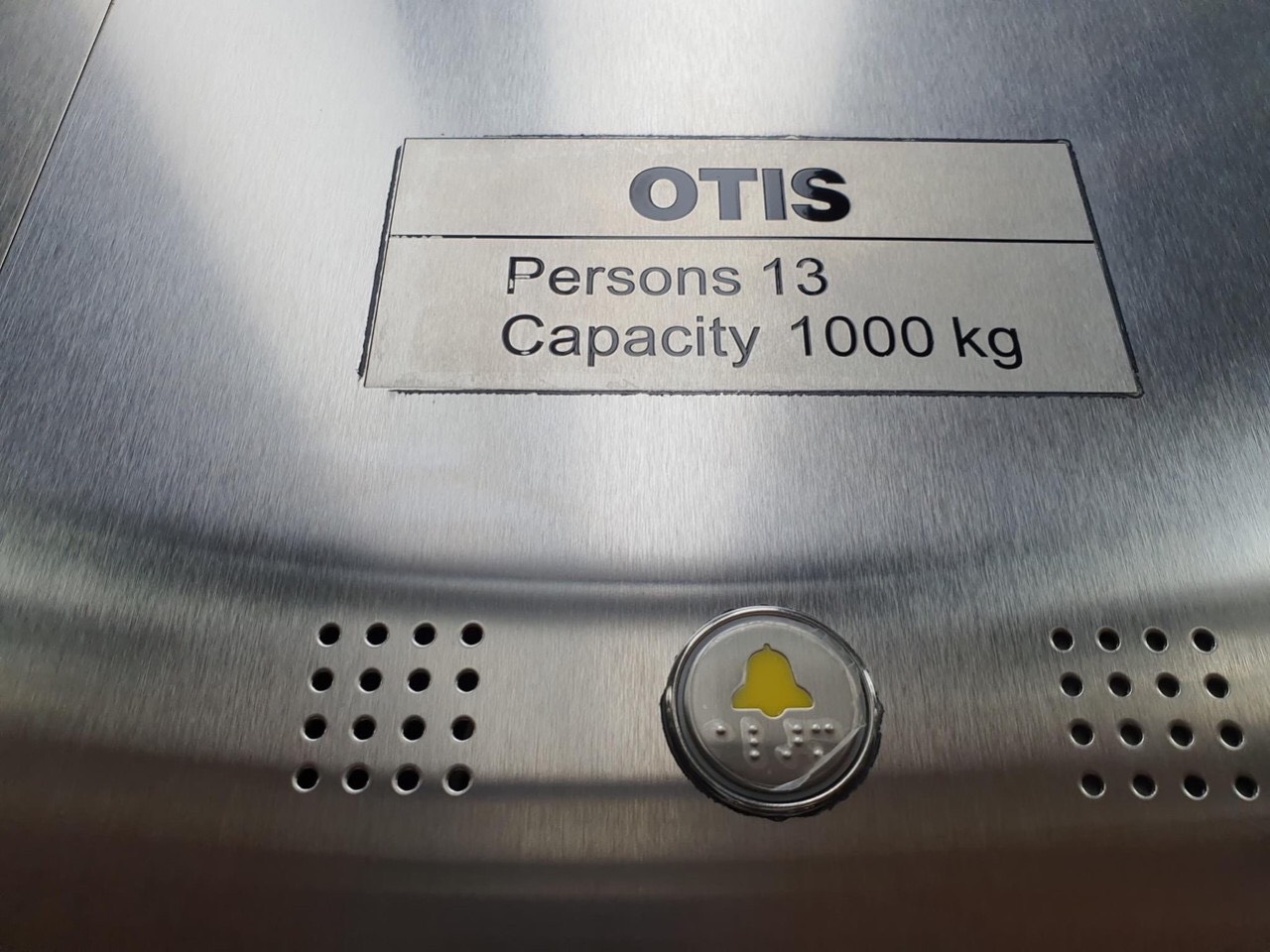 Thang máy được sử dụng tại dự án Safira là thang máy OTIS của Mỹ - Khang Điền HCM