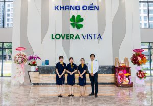 Đội ngũ lễ tân tại dự án Lovera Vista trong ngày đầu bàn giao Lovera Vista - Khang Điền HCM