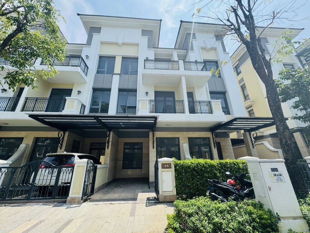 Mặt tiền Nhà phố Verosa Park diện tích 5x17